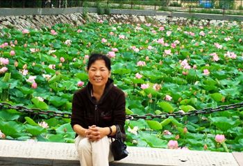 图：杨红朋的母亲刘晓萍