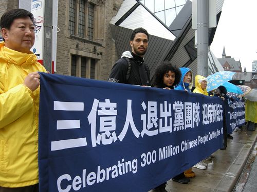 图9：约克大学大学生Sam Kass女士和男朋友Max Lastman。