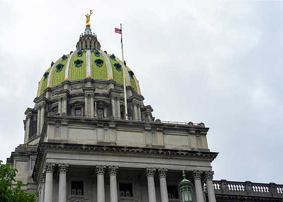 庆祝法轮大法日美国各级政要褒奖法轮大法和创始人